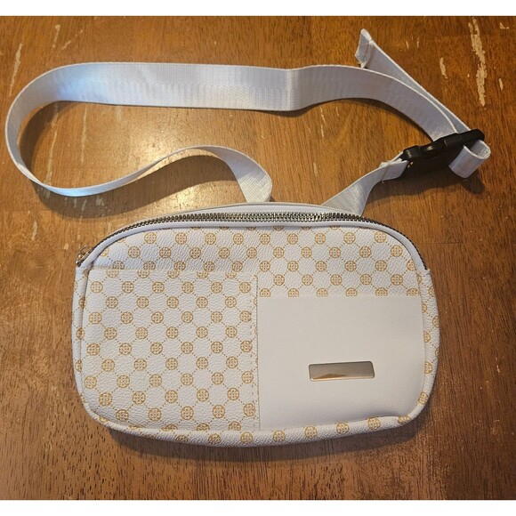 Belt Bag Fanny Pack Crossbody Bag Waist White Gold Adjustable Strap Zip Closure - Picture 1 of 10
